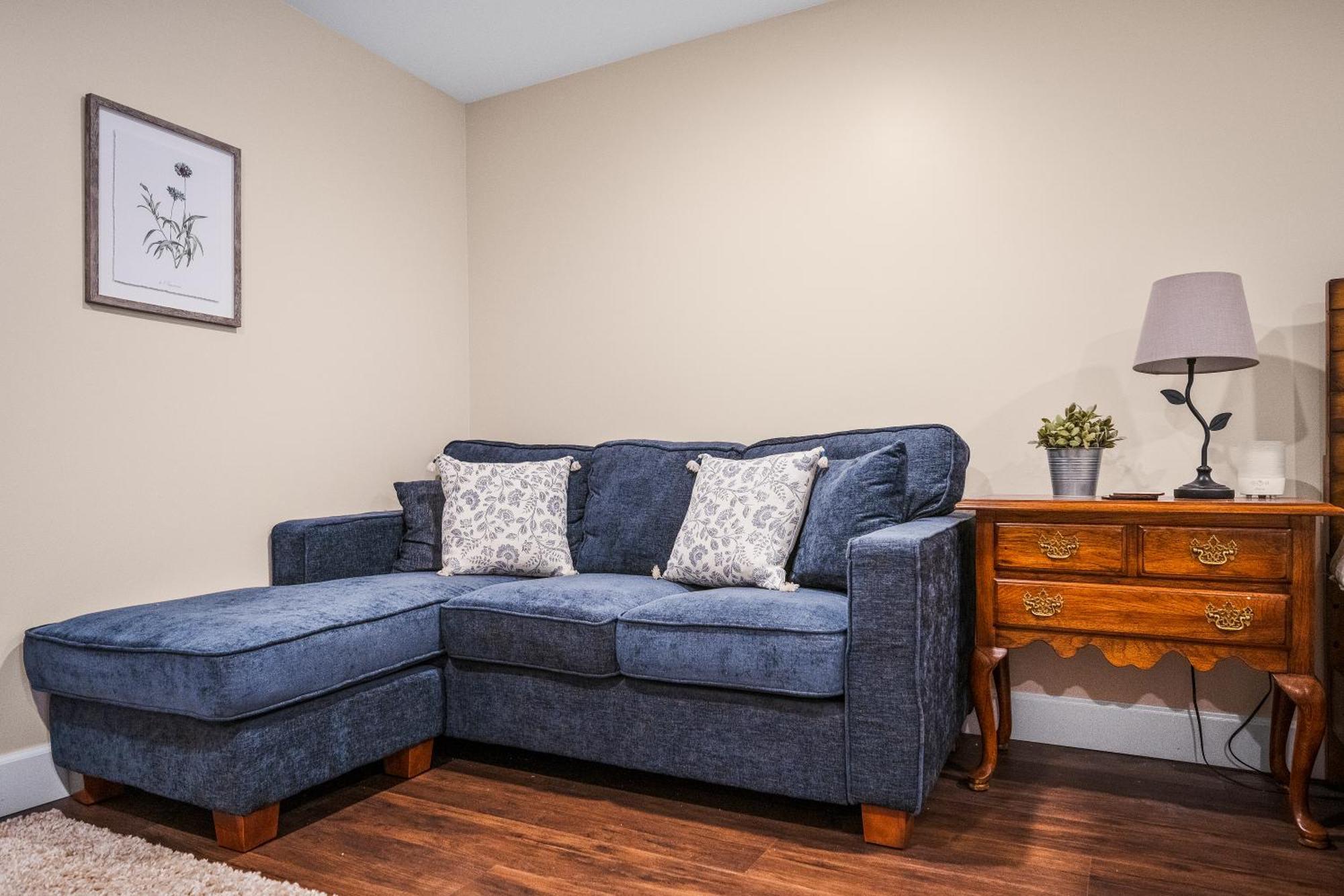 Country Cottage Basement Apartment Hayden Buitenkant foto