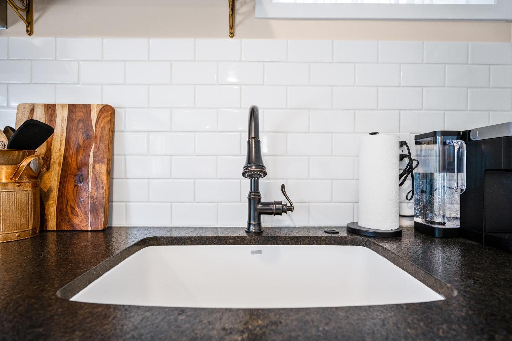 Country Cottage Basement Apartment Hayden Buitenkant foto